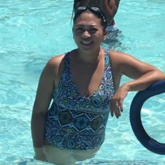 Low Back Crisscross Swimsuit - Picture 11 of 13